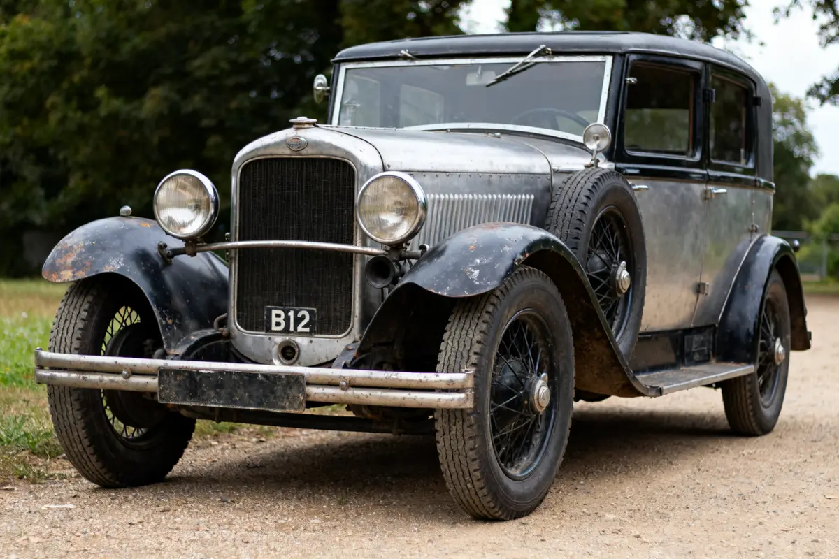 Voiture B12 : histoire, collection et occasions à saisir en 2026